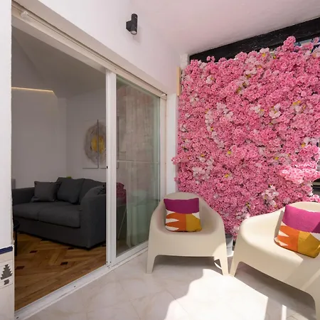 Sakura - En Front De Marbella