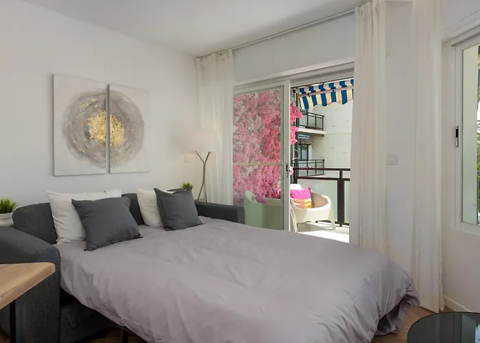 Sakura - En Front De *