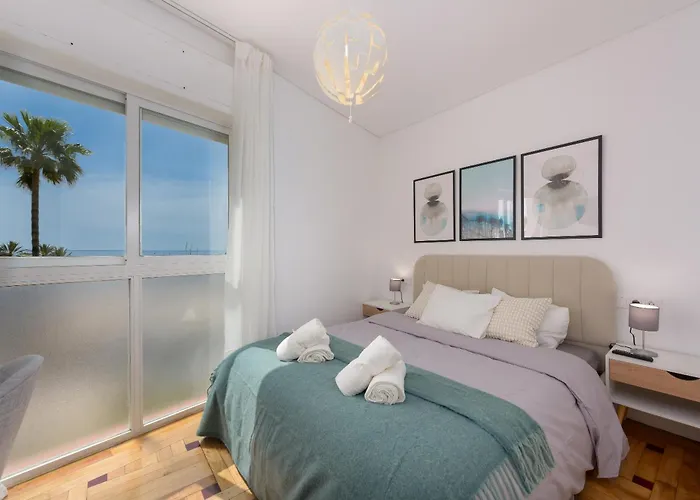 Sakura - En Front De شقة ماربيا