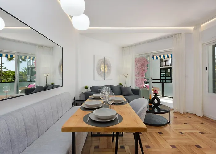 Sakura - En Front De شقة *