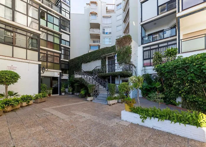 Sakura - En Front De Marbella